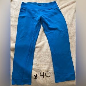 Lululemon knee capri